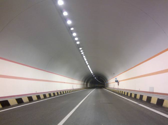 宝坪高速今年将有8条隧道贯通